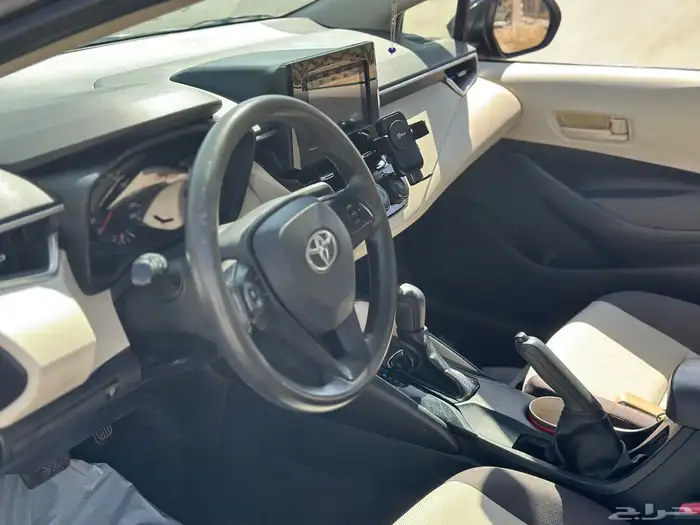 تويوتا كورولا 2022 2.0 5