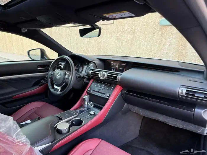 لكزس RC 350 2021 34