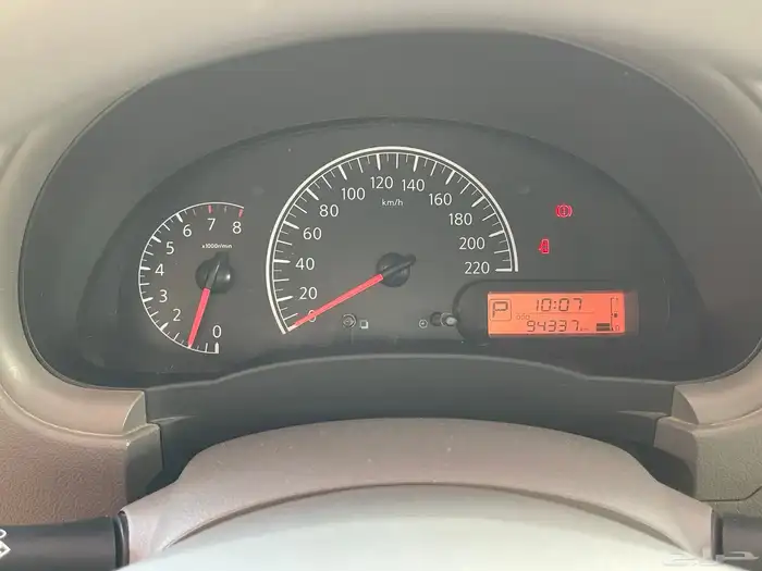 نيسان صني 2023 نظييف جدا 10