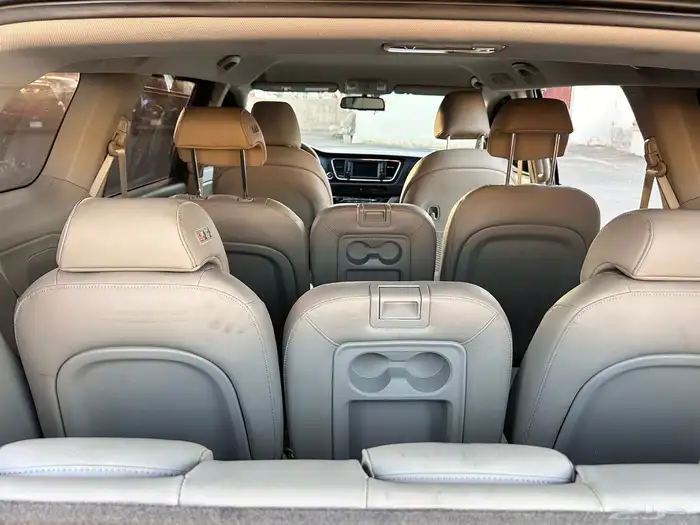 كيا كارنفال 2020 ديزل بطاقه جمركيه وارد كوريا 10