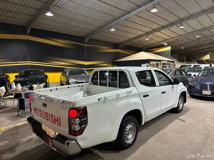 ميتسوبيشي l200 غمارتين ديزل 2021 نضيف جدا 1