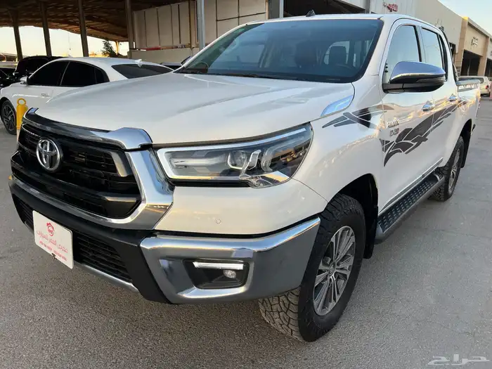 تويوتا هايلوكس 2022 ديزل دبل فل كامل 0