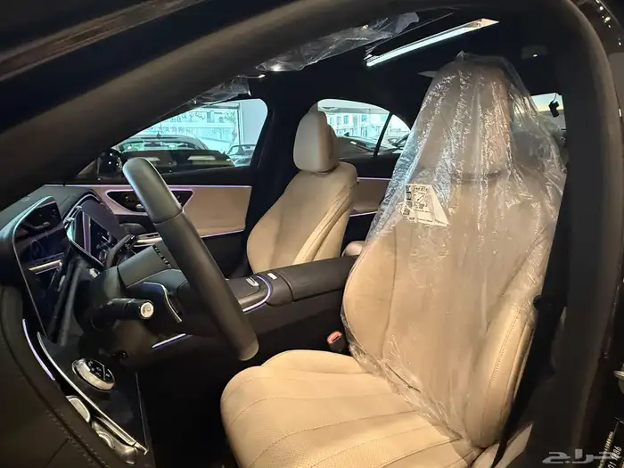 مرسيدس E200 2024 3