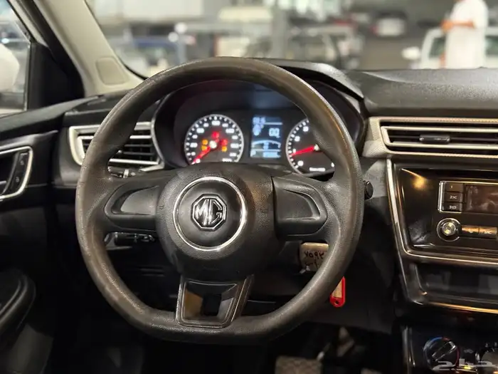 ام جي 5 2023 استاندر بودي وكالة السعر 26500 الف 18