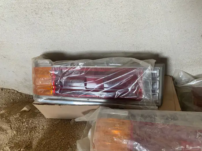 قطع غيار تايوتا كراون 83-82-81-80 2