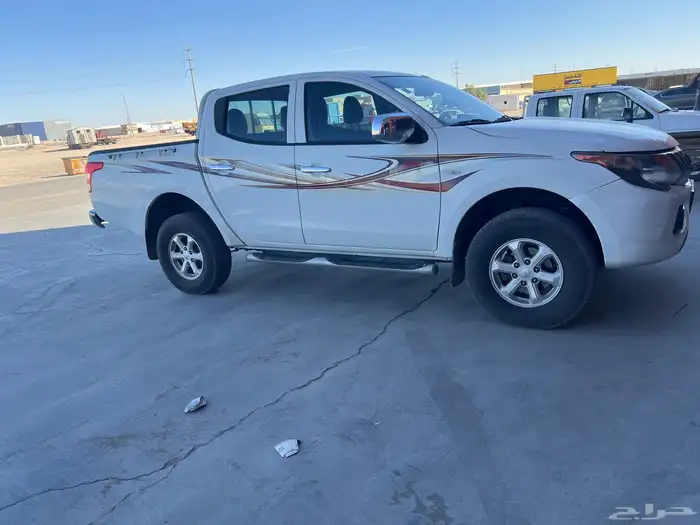 مستوبيشي ديزل قير عادي L200 مديل 2018 3