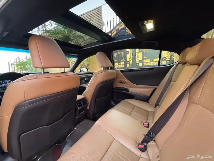 لكزس ES350 2020 بحالة الوكالة CC 16