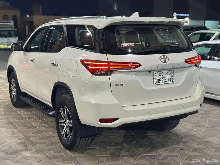 فورتشنر 2022 4 سلندر - دبل 3