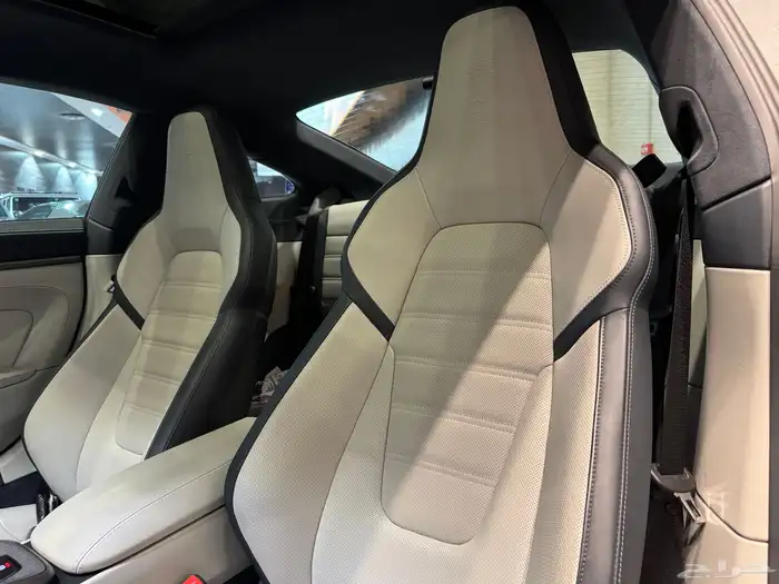 بورش Carrera 911 موديل 2025م (وارد ساماكو) 14