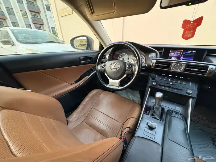 لكزس is350 10