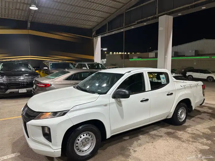 ميتسوبيشي l200 غمارتين ديزل 2021 نضيف جدا 0