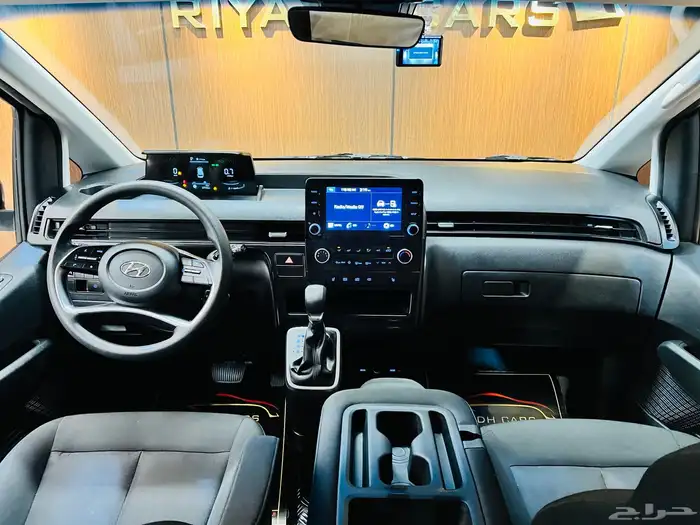 هيونداي ستاريا 2022 ( بحاله ممتازه ) 5