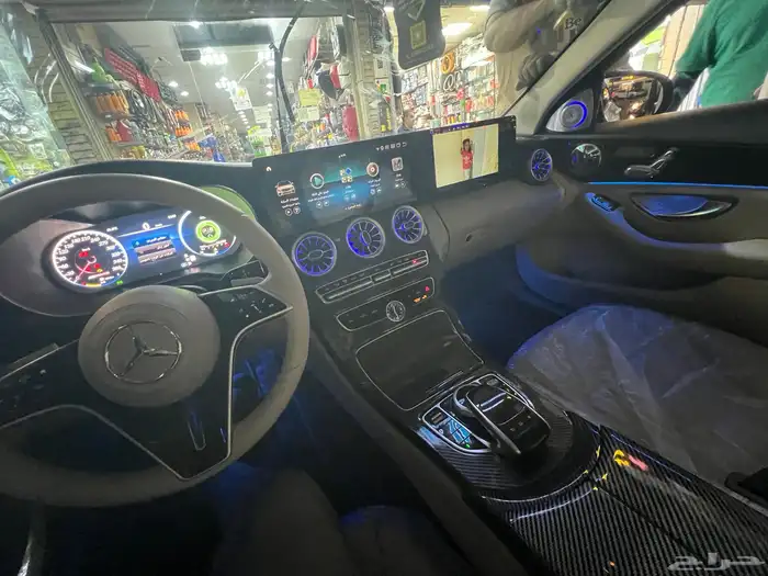 افضل انوع الشاشات السيارات 17