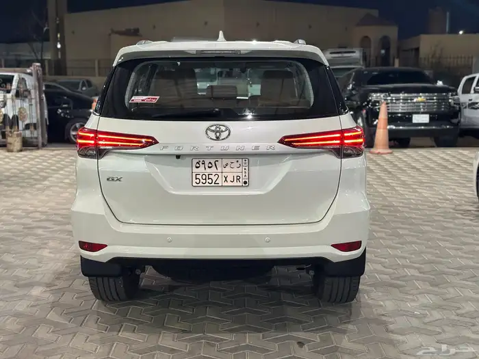 فورتشنر 2022 4 سلندر - دبل 4