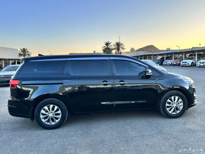 كيا كارنفال 2020 ديزل بطاقه جمركيه وارد كوريا 12