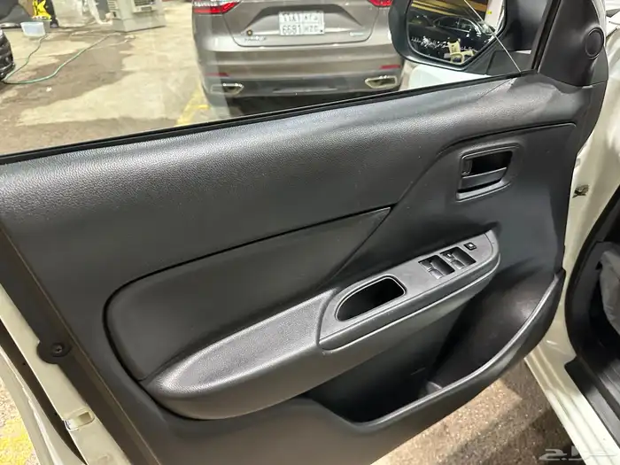 ميتسوبيشي l200 غمارتين ديزل 2021 نضيف جدا 4