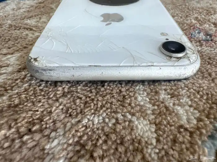 ايفون اكس ار 4