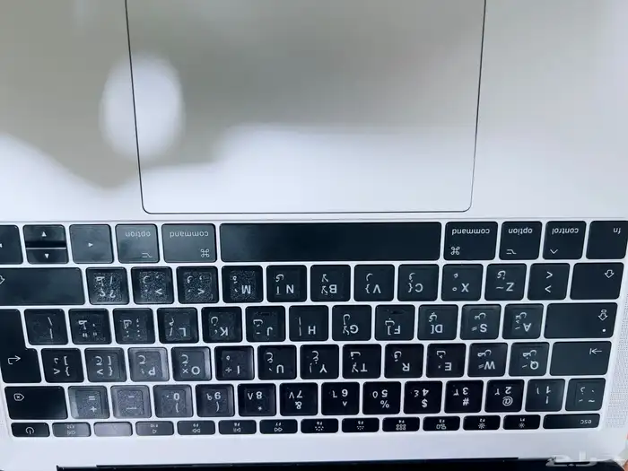 ماك بوك برو 2017 (MacBook pro 2017) قابل للتفاوض البسيط 4