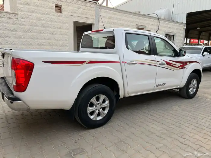 نافارا 2016 بنزين فل كامل نظيف جدا لدى قمة الاطلال 10