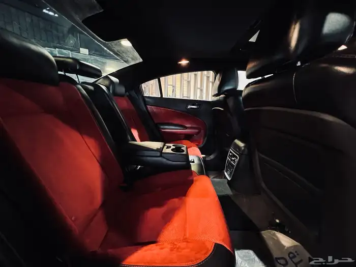 تشارجر رود اند تراك 2015 V8 فل الفل 12