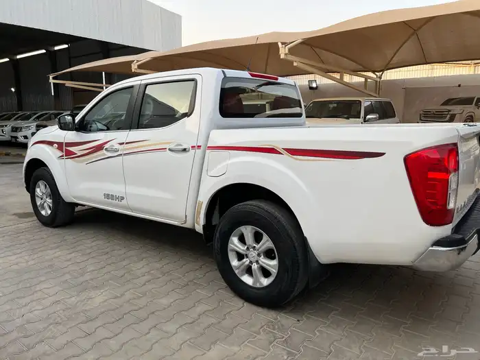 نافارا 2016 بنزين فل كامل نظيف جدا لدى قمة الاطلال 18