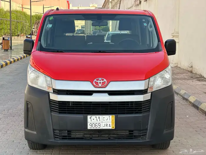 تيوتا-هايس-بضاعه-2021-سقف منخفض 1