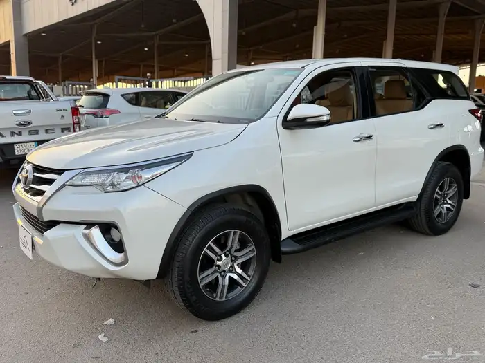 فورتشنر 2017 بنزين .. بدون دبل 1