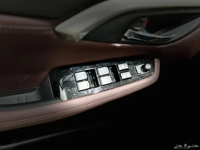 تويوتا اوربان كروزر فل كامل 2026 4