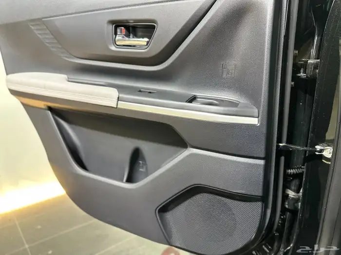 تويوتا فيلوز GLX موديل 2025 12