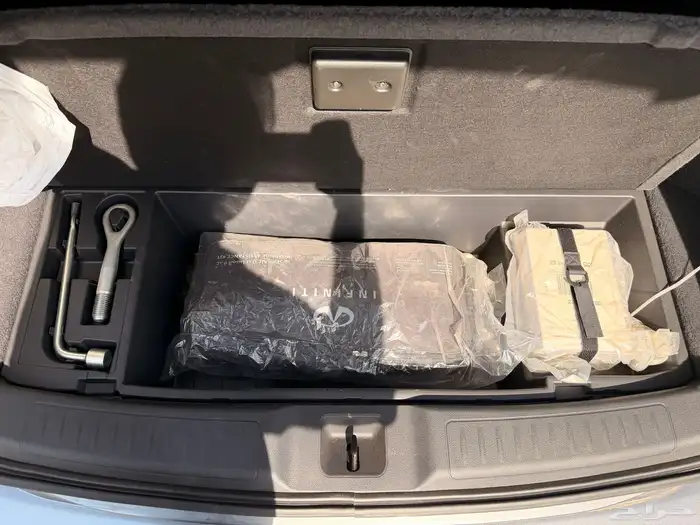 انفنتي QX50 اصفار 2023 17