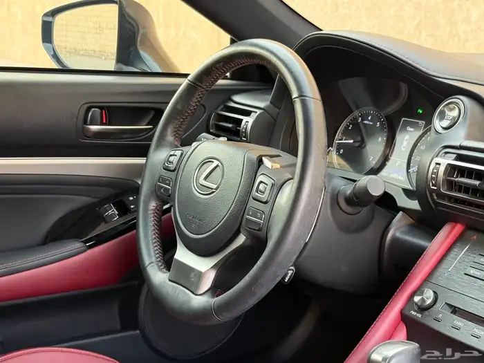 لكزس RC 350 2021 28