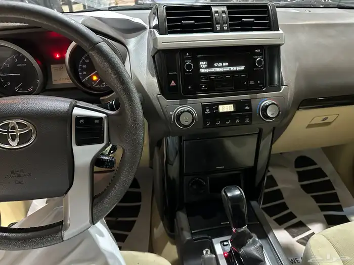 تويوتا برادو موديل 2015 نظيف 4 سلندر 9