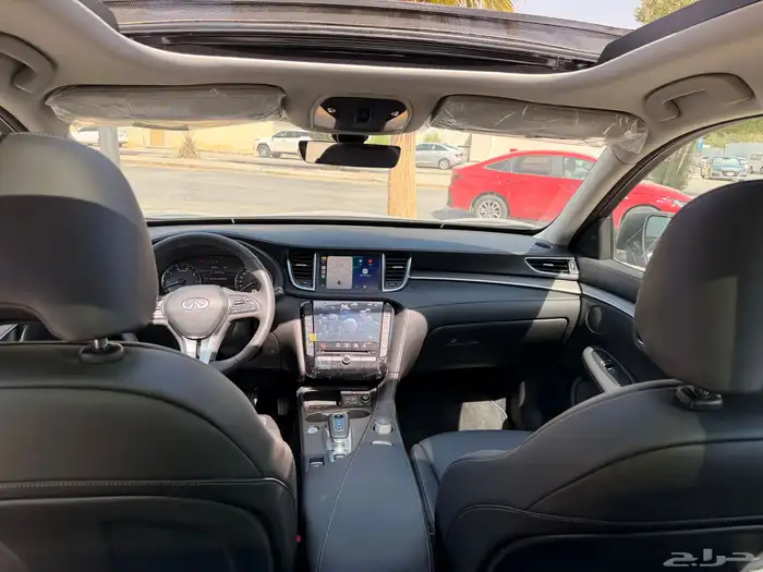 انفنتي QX50 اصفار 2023 13