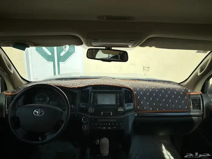 جيب لاندكروزر جي اكس أر 2010 19