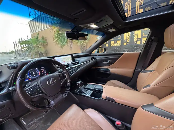 لكزس ES350 2020 بحالة الوكالة CC 17
