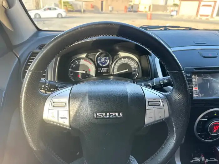 جيب ايسوزو 19