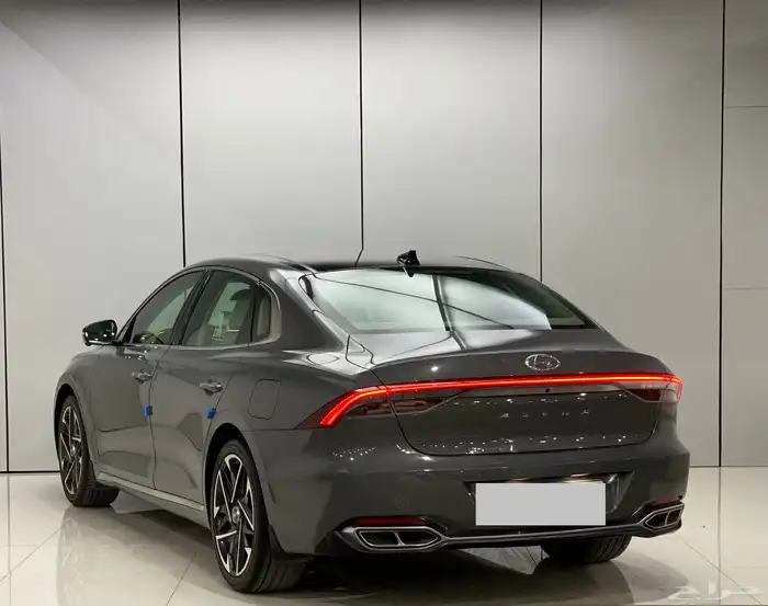 هيونداي ازيرا 2022 فل كامل بريميوم 5