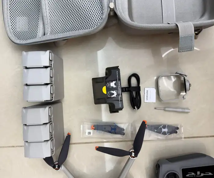 للبيع DJI Mini 4 Pro Combo (مستعملة) مع 6 بطاريات أصلية. 3
