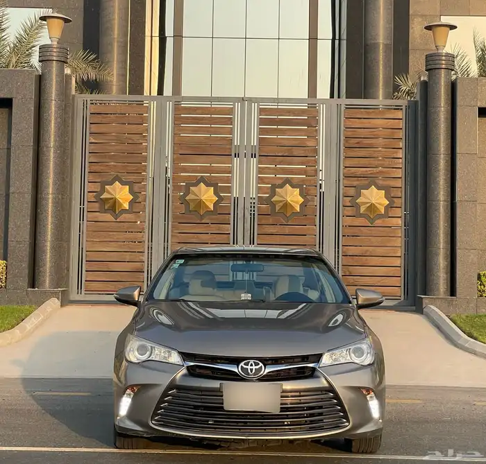 تويوتا - كامري - 2017 - سعودي - ممشى قليل - ليميتد 2