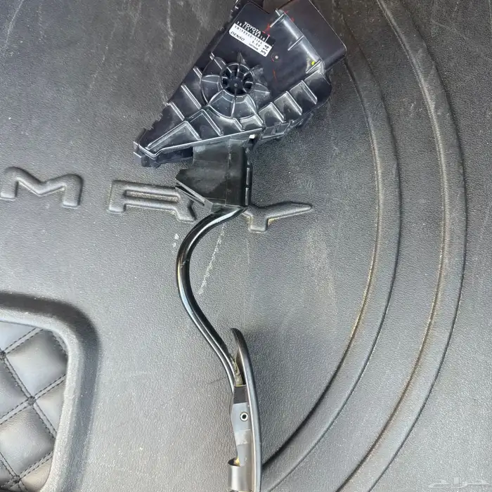 دواسه بنزين هيلكس 2013 0