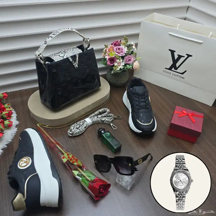 هدايا نسائيه طقم شنط 1