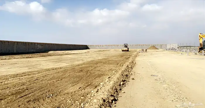 للبيع ارض تجارية 10700م حي المودة مقابل النيابة خلف بورصه 1