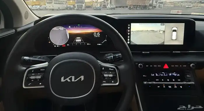 كيا كارنفال 2023 ( بنزين ) نص فل شبه جديدة 19