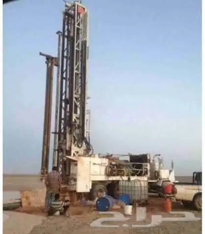 حفار ابار ارتوازية 0