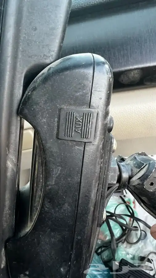 تلفون زينة يركب على السيارات الكلاسيك 2