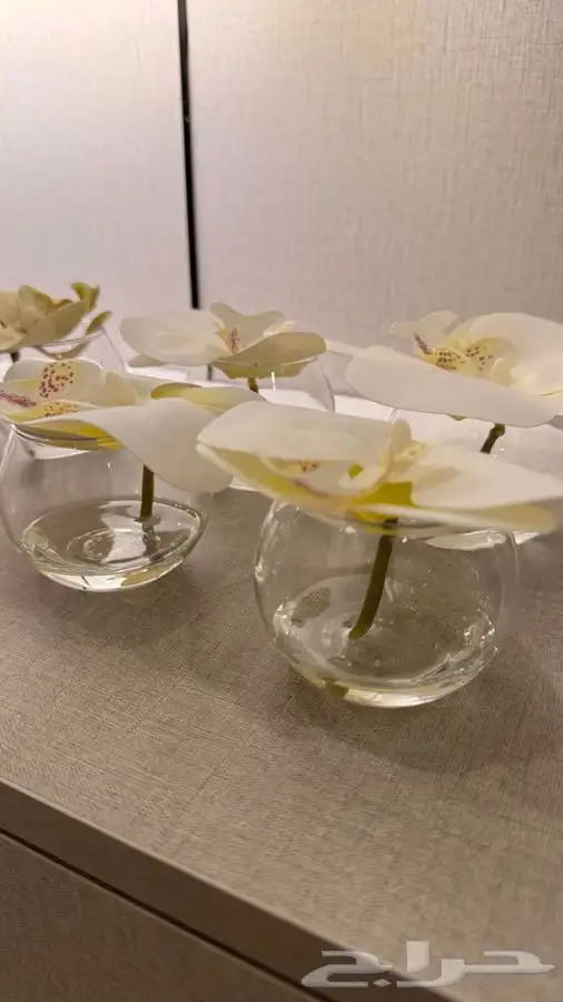 فازات ورد صناعي بماده الريزن 4