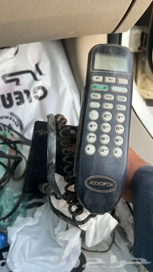 تلفون زينة يركب على السيارات الكلاسيك 0