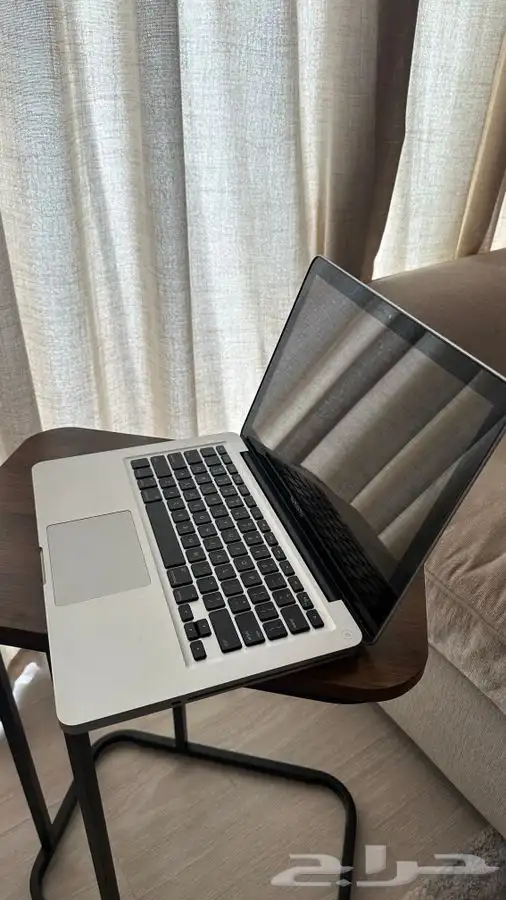 ماك بوك ابل 4