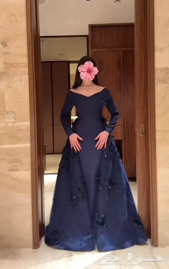 للبيع فستان سهرة أزرق أنيق بجودة عالية 9