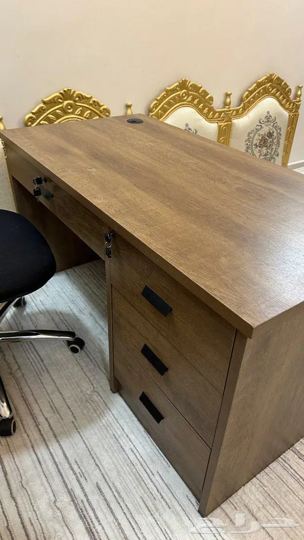 مكتب للبيع 3